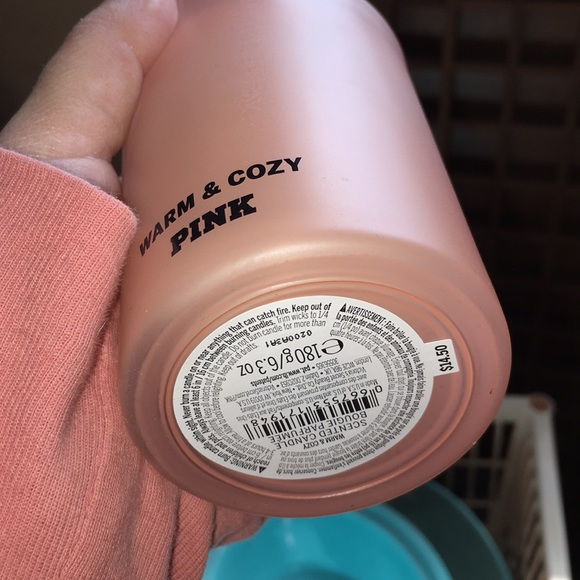 FIrM Lot of 4 candles NEW VS PinK warm & cozy - Picture 7 of 10